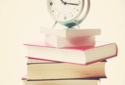 一級(jí)建造師現(xiàn)在的實(shí)務(wù)考試即使開卷都很難拿高分，該如何復(fù)習(xí)呢？