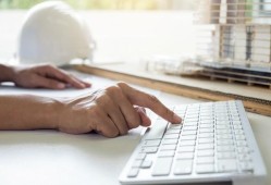 巖土工程師年薪多少錢,高校教師轉(zhuǎn)行做巖土工程師