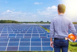 關(guān)于光伏安全工程師的文章題目關(guān)于光伏安全工程師的文章