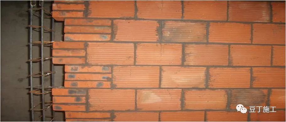 二次結構施工質量如何控制?就看這些細部及節(jié)點做法! 第24張 二次結構施工質量如何控制?就看這些細部及節(jié)點做法! 第24張