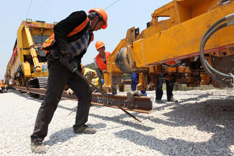 鐵路施工技術規范鐵路施工  第2張