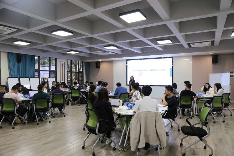 環(huán)球教育一級建造師培訓(xùn),環(huán)球一級建造師培訓(xùn)  第2張