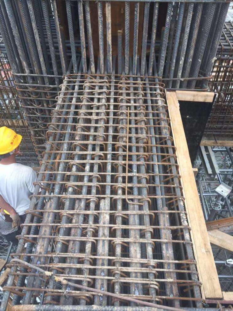 型鋼混凝土結(jié)構(gòu)優(yōu)缺點(diǎn)型鋼混凝土 第1張 型鋼混凝土結(jié)構(gòu)優(yōu)缺點(diǎn)型鋼混凝土 第1張