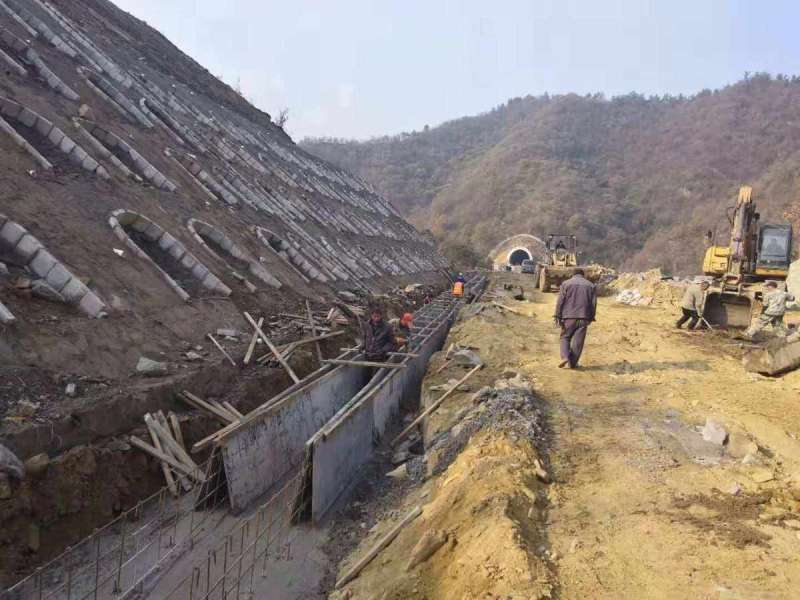 護肩路基護肩路基和護腳路基的區別 第1張 護肩路基護肩路基和護腳路基的區別 第1張