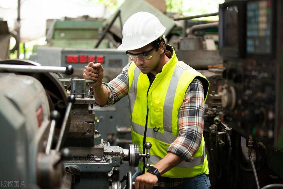 結(jié)構(gòu)工程師工作兩年結(jié)構(gòu)工程師工作兩年工資多少  第1張