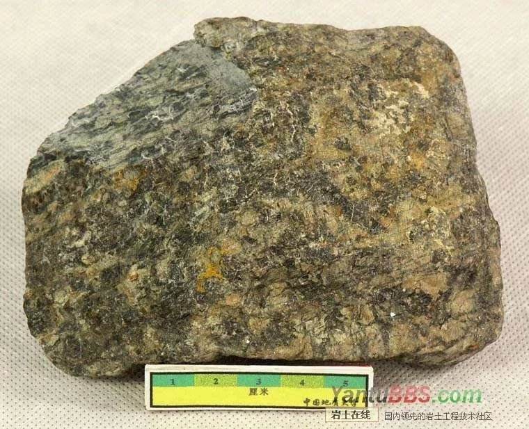 松脂巖松脂巖有磁性嗎 第2張 松脂巖松脂巖有磁性嗎 第2張